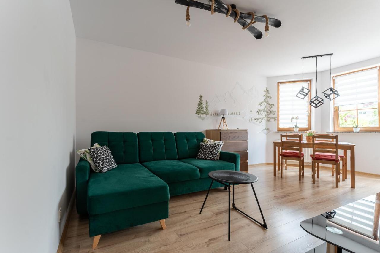 Apartament Strefa Centrum - Z Prywatnym Parkingiem - Space Apart كارباش المظهر الخارجي الصورة